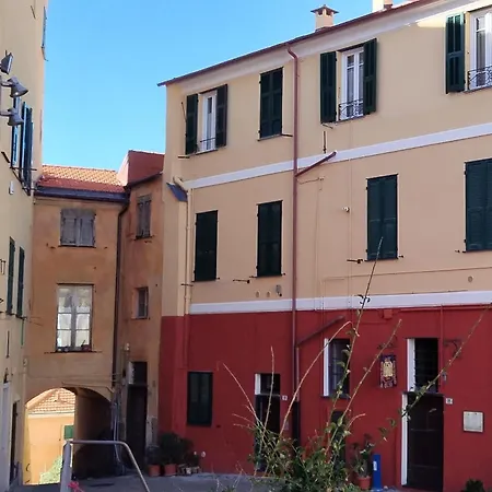 Apartamento Casa Mira Parasio Imperia