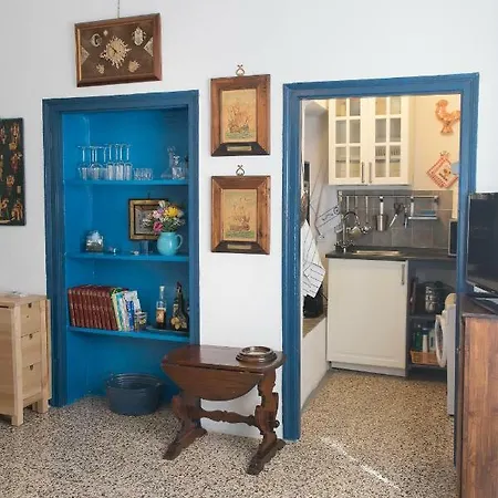 Casa Mira Parasio إمبيريا